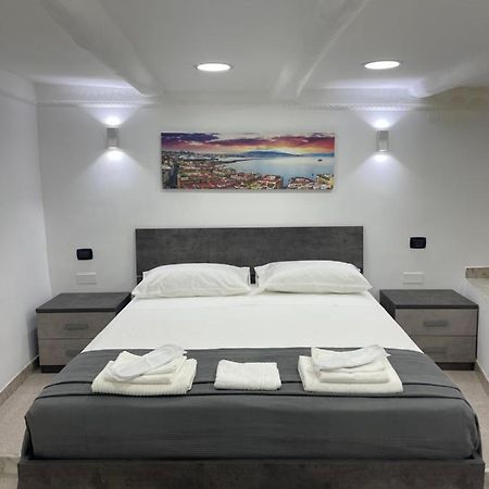 Sott o pont napoli Bed and Breakfast Esterno foto