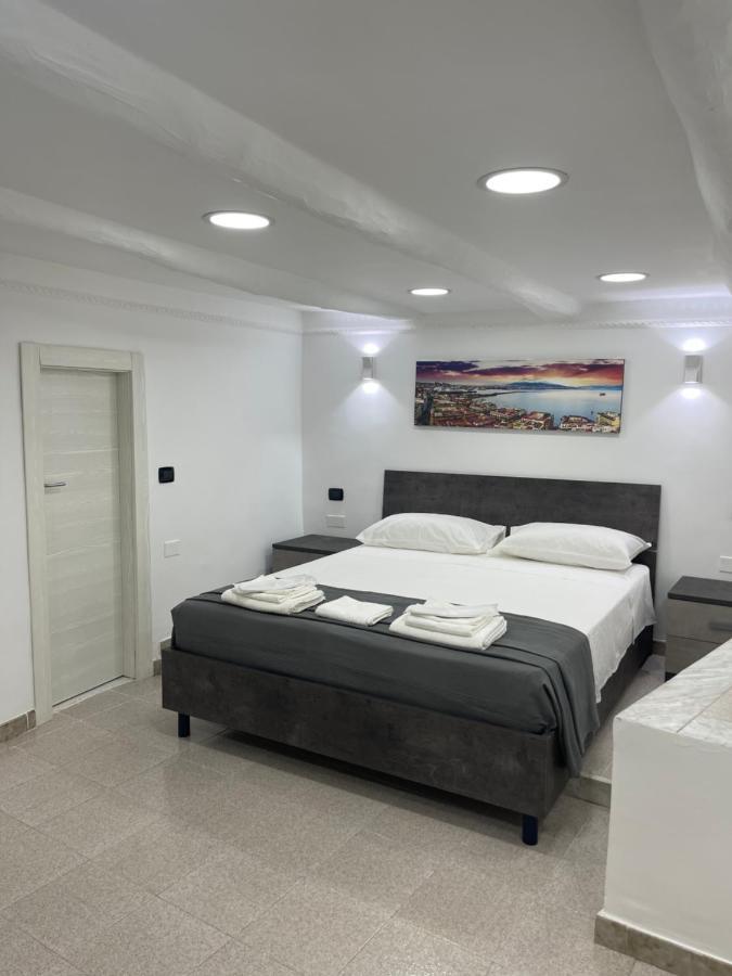 Sott o pont napoli Bed and Breakfast Esterno foto